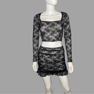 Black‎ Lace Long Sleeve Crop Top and Ruched Skirt Set